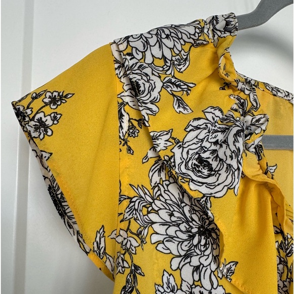 Counterparts Yellow Floral Ruffled Blouse - Picture 3 of 8